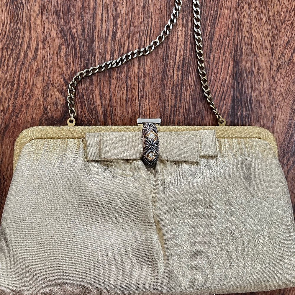 Vintage Gold Ande Purse with Jeweled Clasp and Chain Strap.